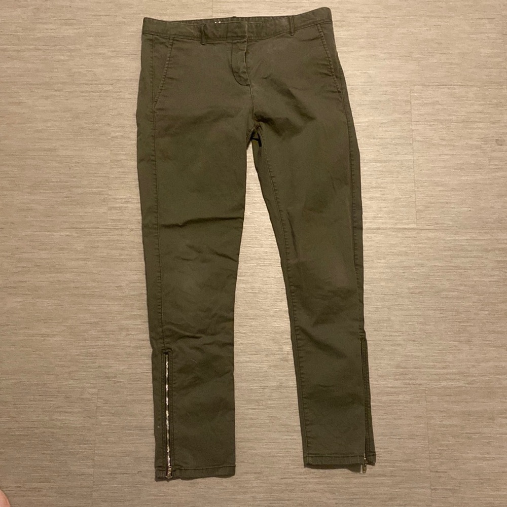 Gap green skinny mini khakis size 4